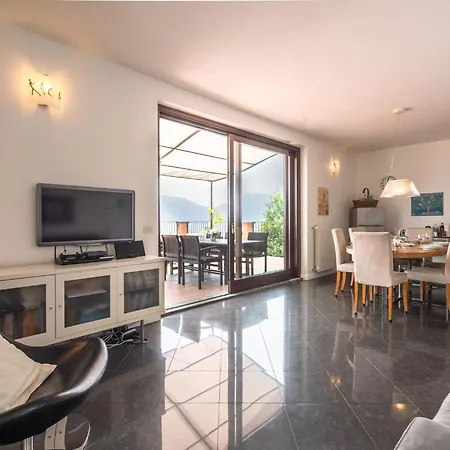 Getaway With Views *